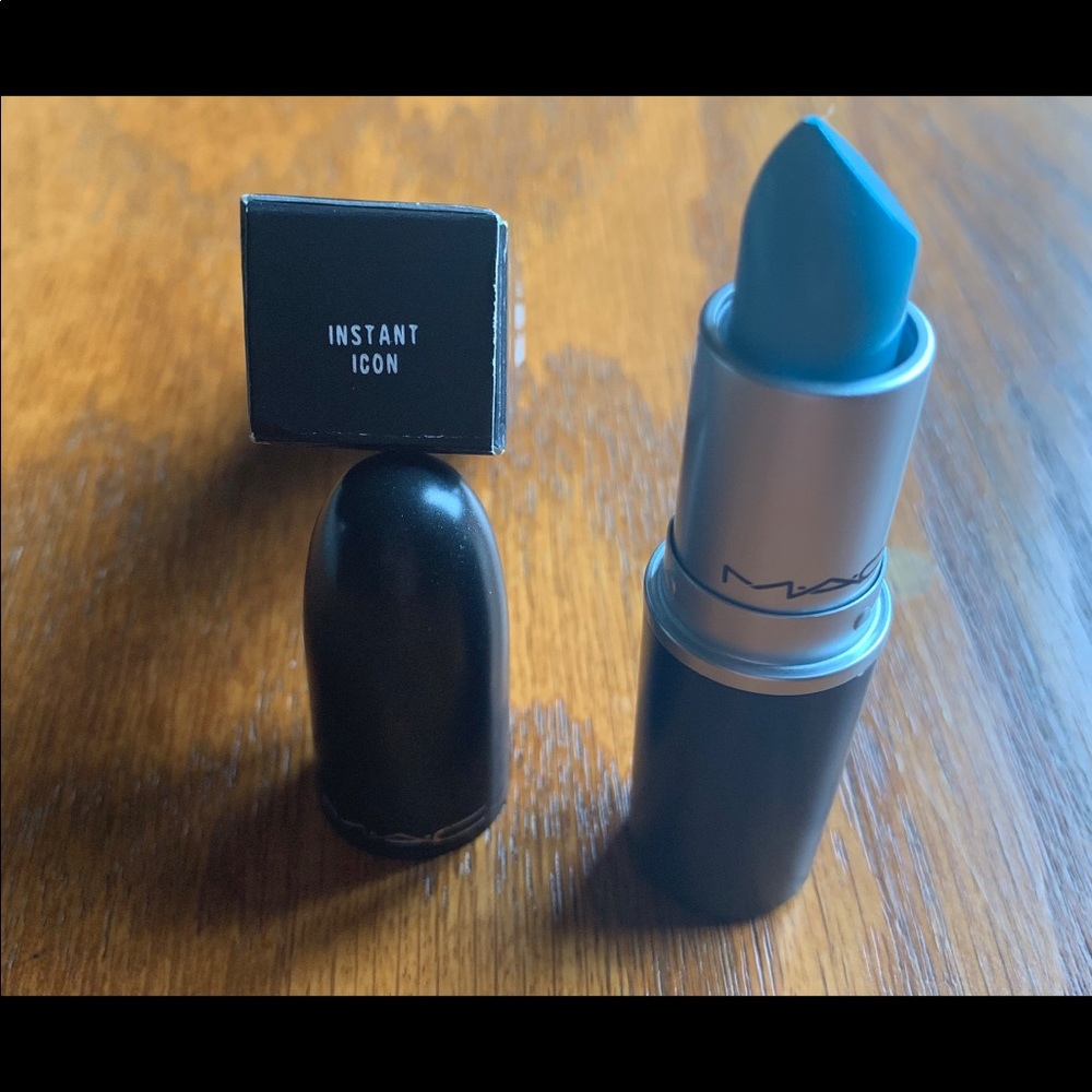 MAC "Instant Icon" Lipstick - Picture 1 of 2